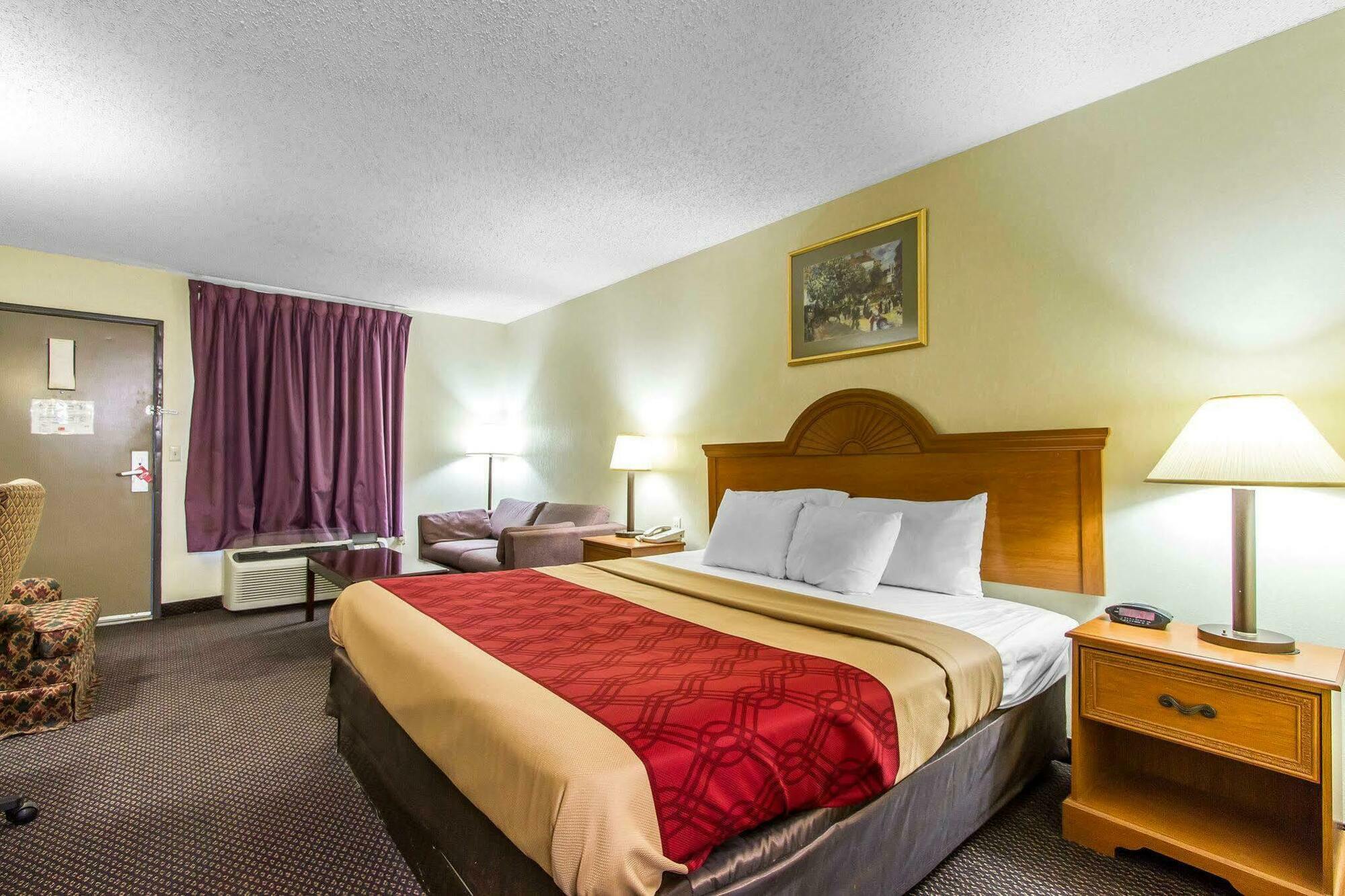 Econo Lodge & Suites Кларксвилл Экстерьер фото